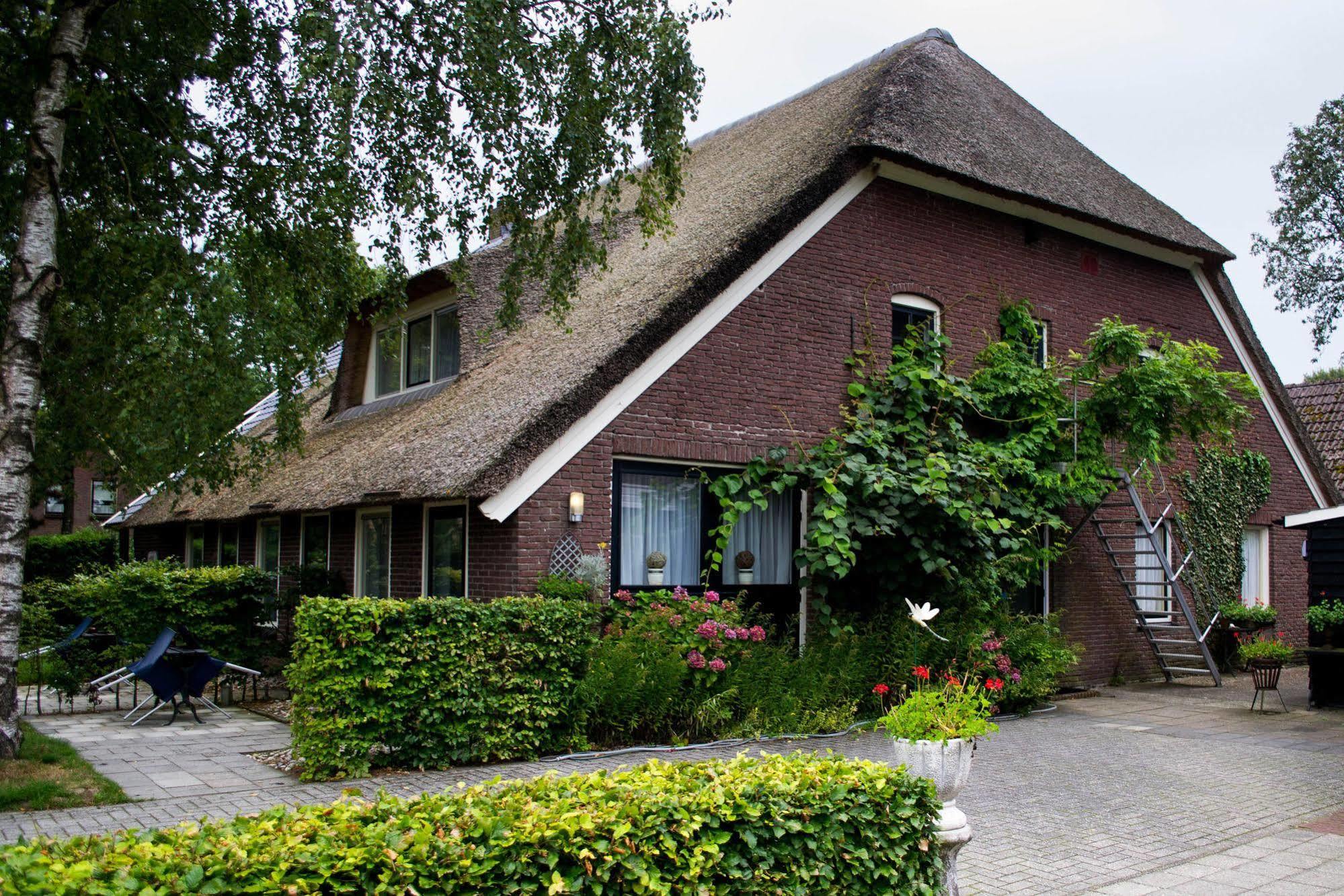 De Loohoeve - Restaurant & Hotel Schoonloo エクステリア 写真